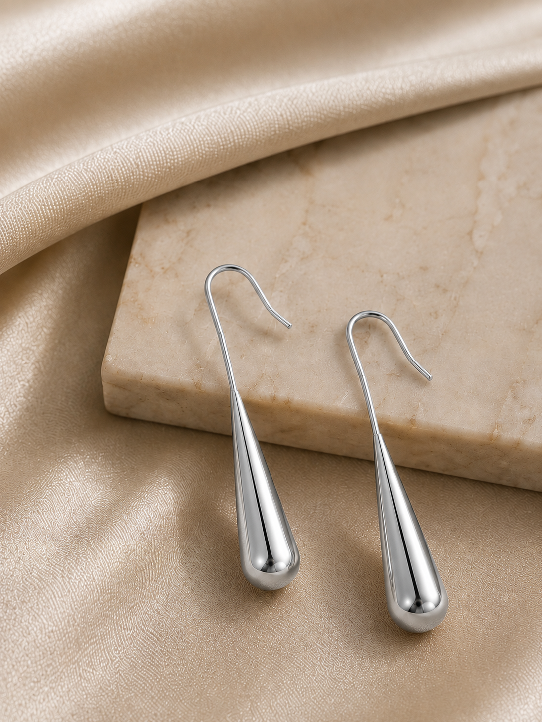 Auréa Drop Earrings