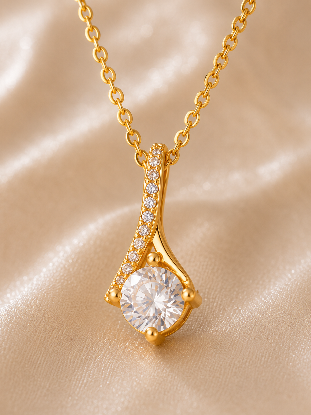 Aurelia Teardrop Necklace