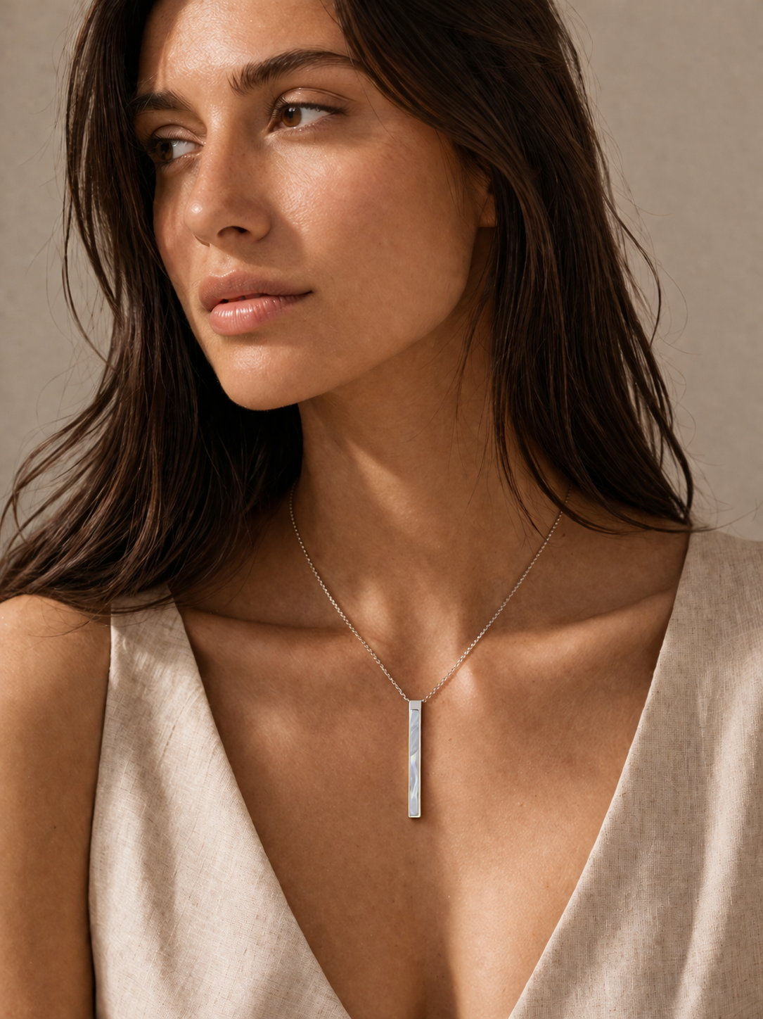 Bar Pendant Necklace – Briset London