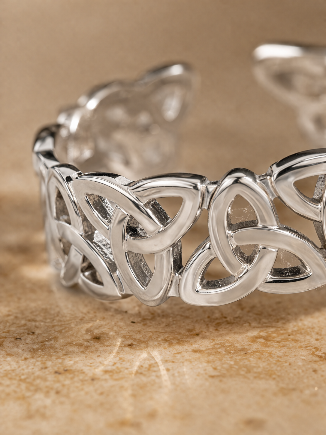 Celtic Knot Ring – Briset London