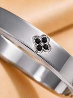 Fleur Clover Bangle