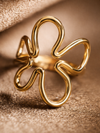Fluid Bloom Ring – Briset London