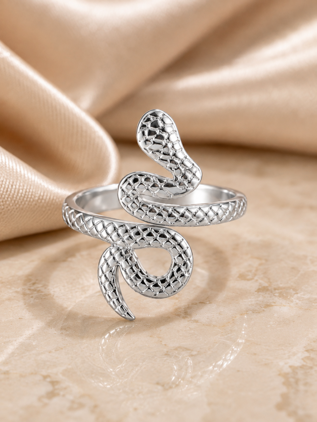 Serpent Grace Ring