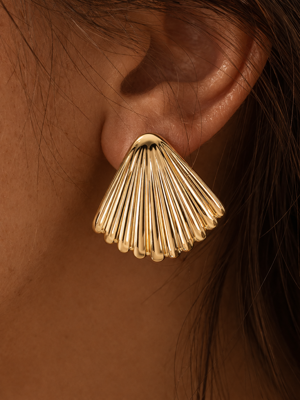 Shell Stud Earrings – Briset London