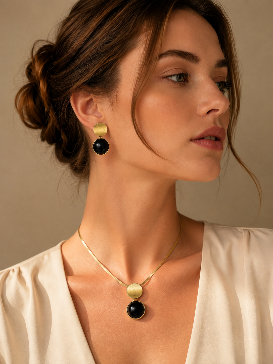 Sloane Noir Jewellery Set
