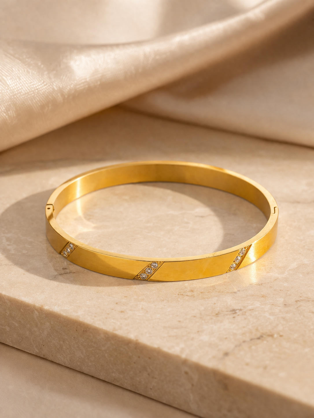 Zircon Bangle Bracelet – Briset London